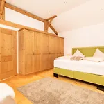 Feriehus In Strass With Mountain Views