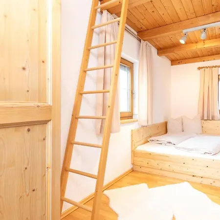 Hébergement de vacances In Strass With Mountain Views *