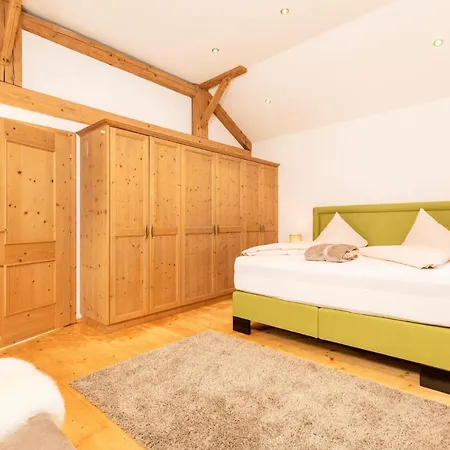 Ferienhaus In Strass With Mountain Views