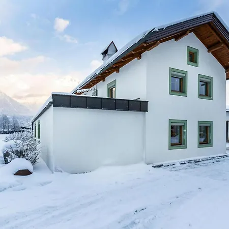 In Strass With Mountain Views Feriehus Strass im Zillertal